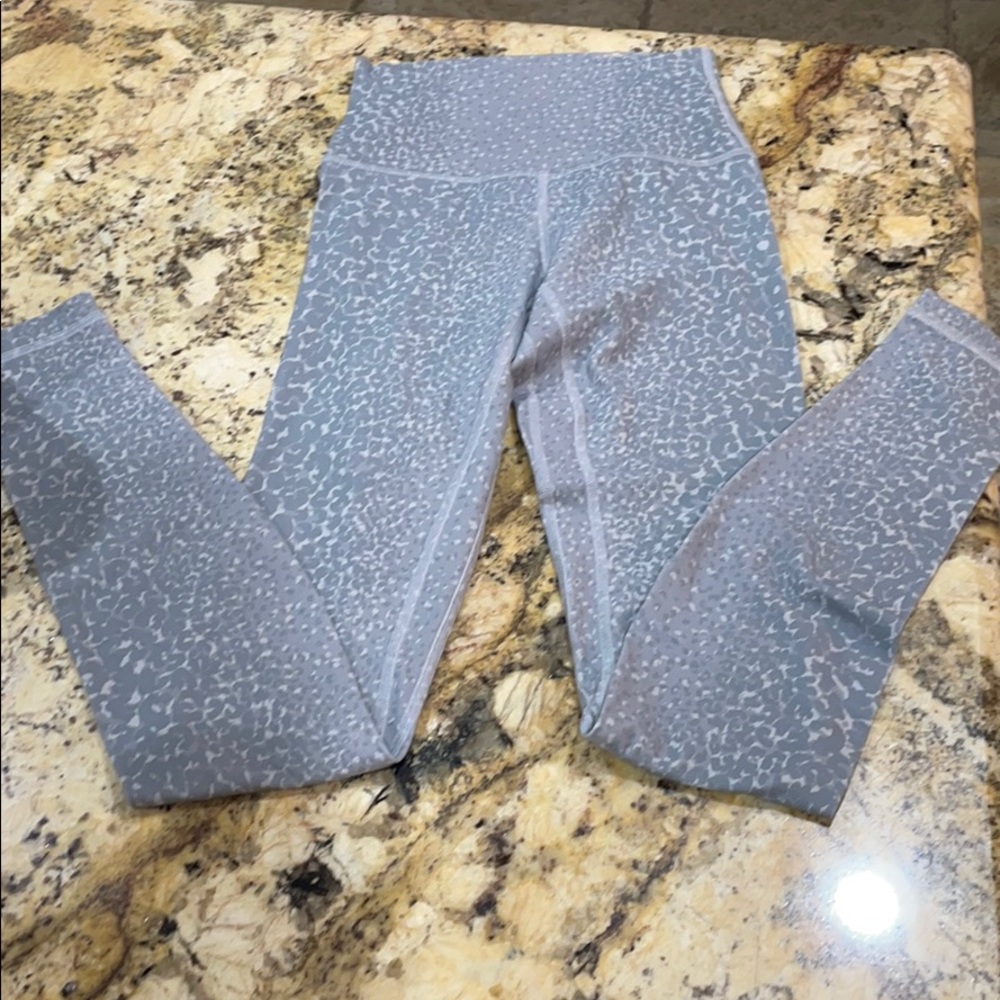 Lululemon align legging SOLD!!!